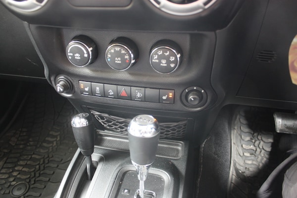 Used Jeep Wrangler 2017 for sale - 76281411: Photo 18