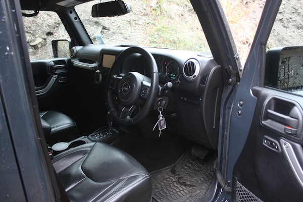 Used Jeep Wrangler 2017 for sale - 76281411: Photo 8