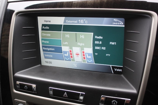Used Jaguar XKR 2010 for sale - 75446445: Photo 20