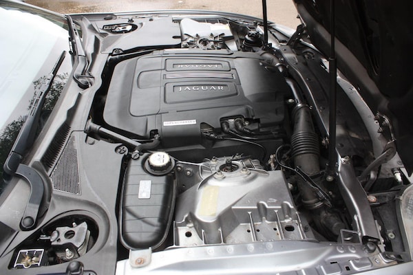 Used Jaguar XKR 2010 for sale - 75446445: Photo 22