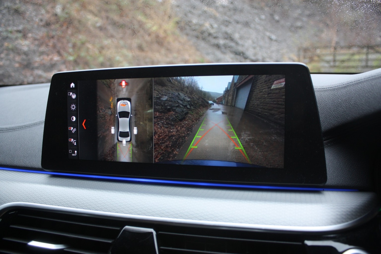 Used BMW 5 Series 2017 for sale - 76666123: Photo 17