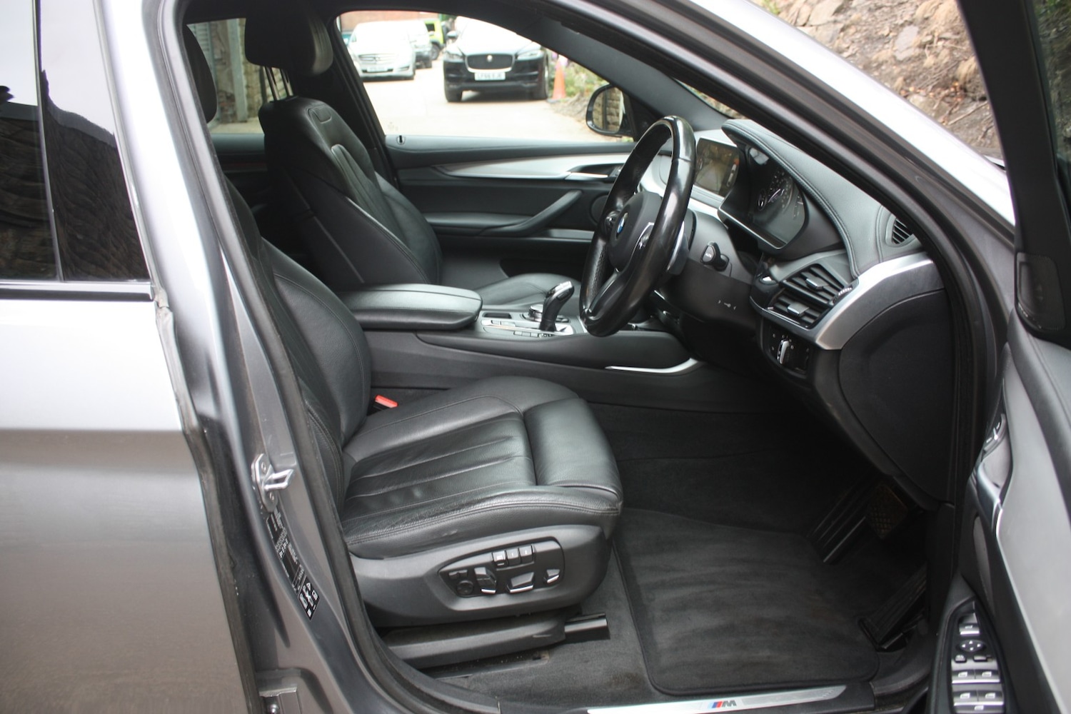 Used BMW X6 2015 for sale - 76817554: Photo 12