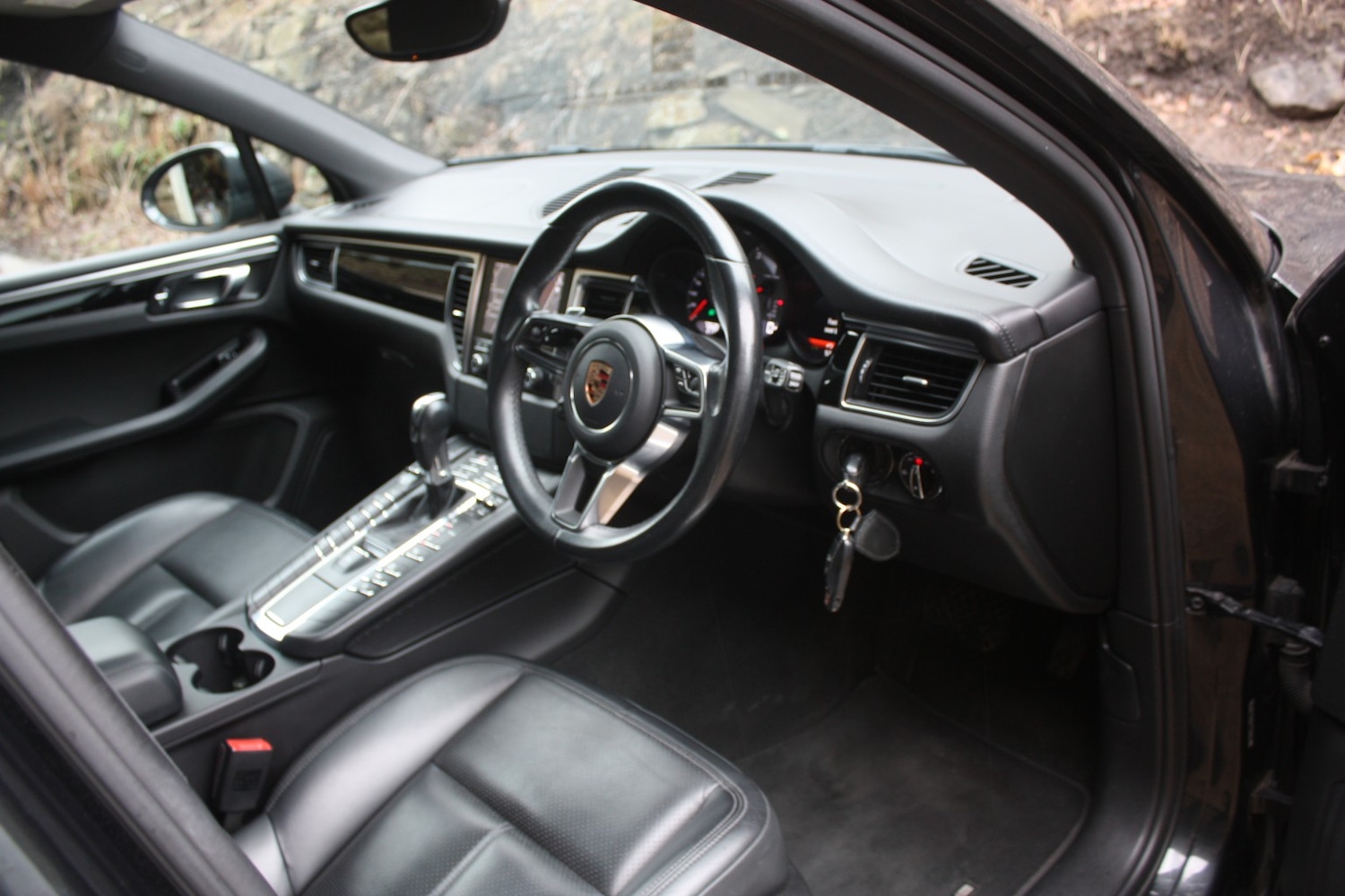 Used Porsche Macan 2017 for sale - 77991628: Photo 10