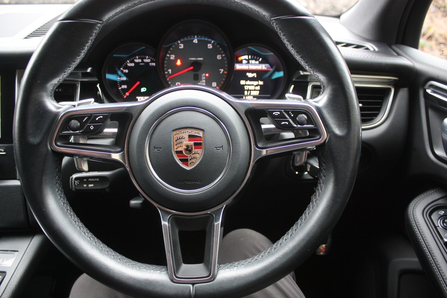 Used Porsche Macan 2017 for sale - 77991628: Photo 19