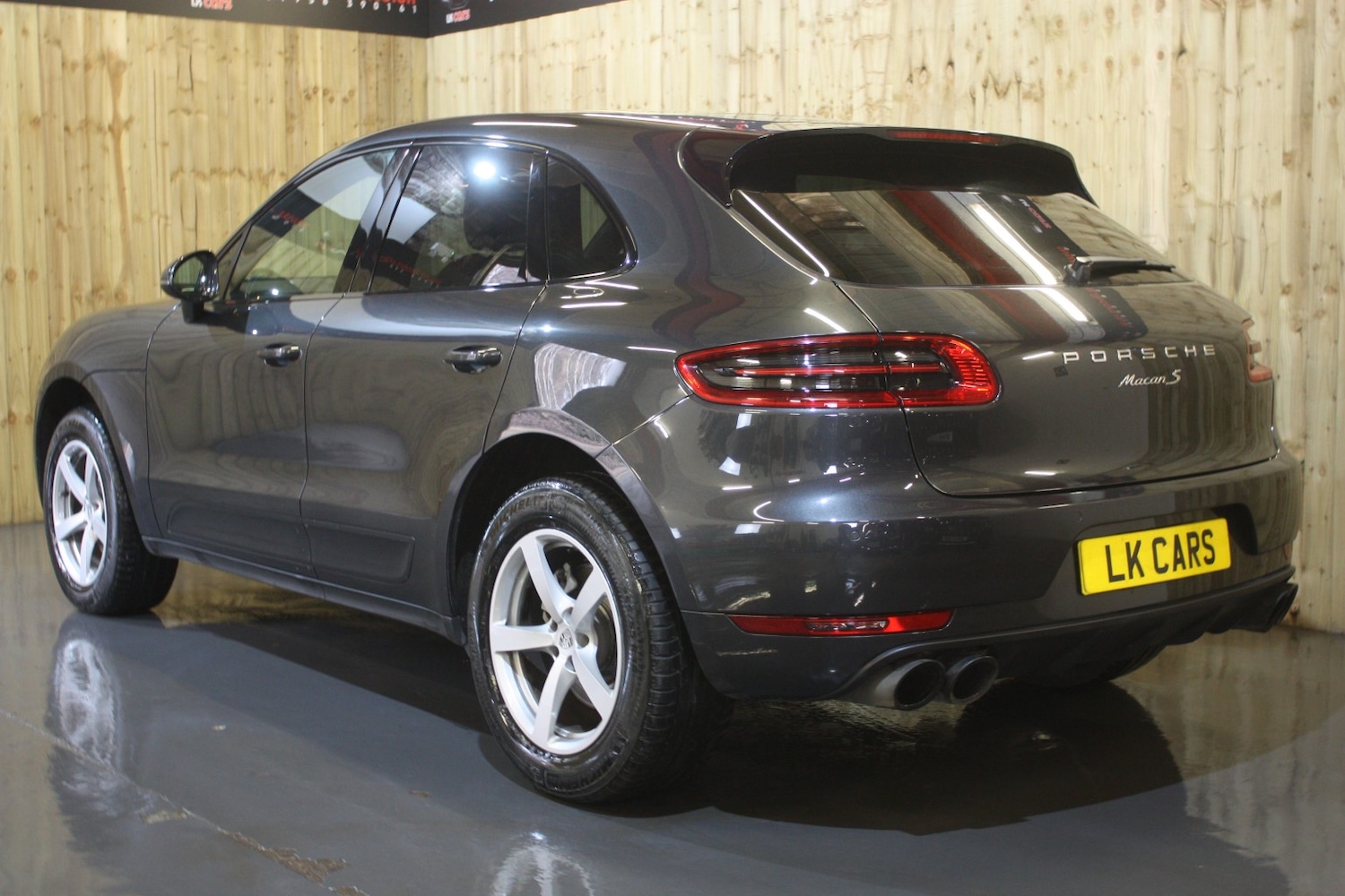 Used Porsche Macan 2017 for sale - 77991628: Photo 4