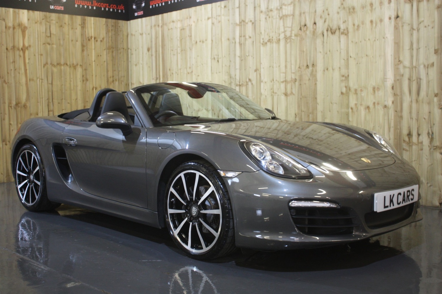 Used Porsche Boxster 2015 for sale - 76281435: Photo 1