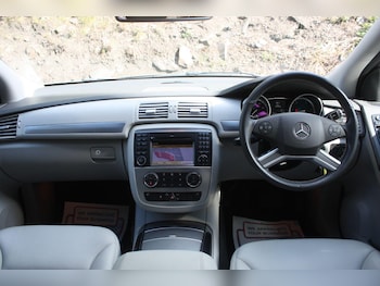 Used Mercedes-Benz R-Class 2011 for sale - 75453463: Photo
