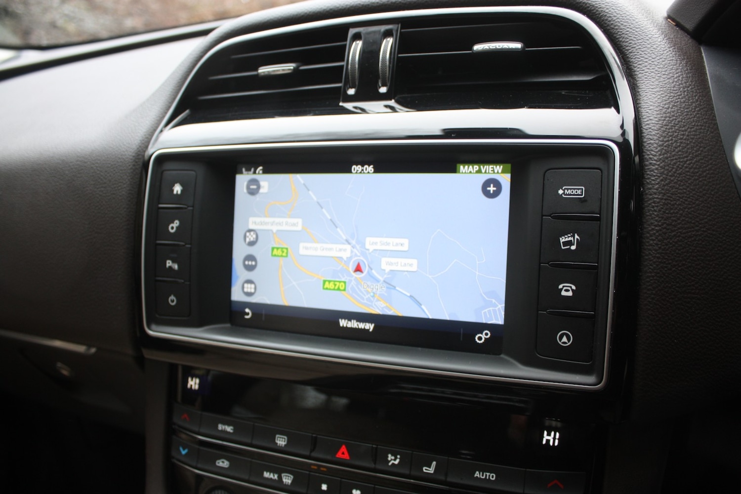 Used Jaguar F-Pace 2016 for sale - 77465791: Photo 13