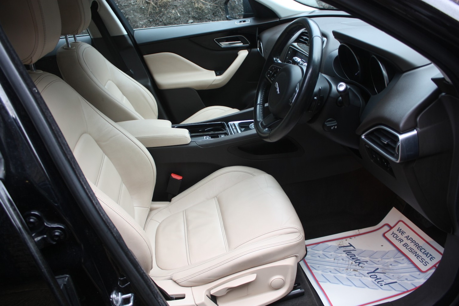 Used Jaguar F-Pace 2016 for sale - 77465791: Photo 9