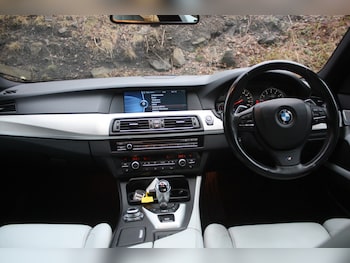 Used BMW M5 2012 for sale - 76347126: Photo