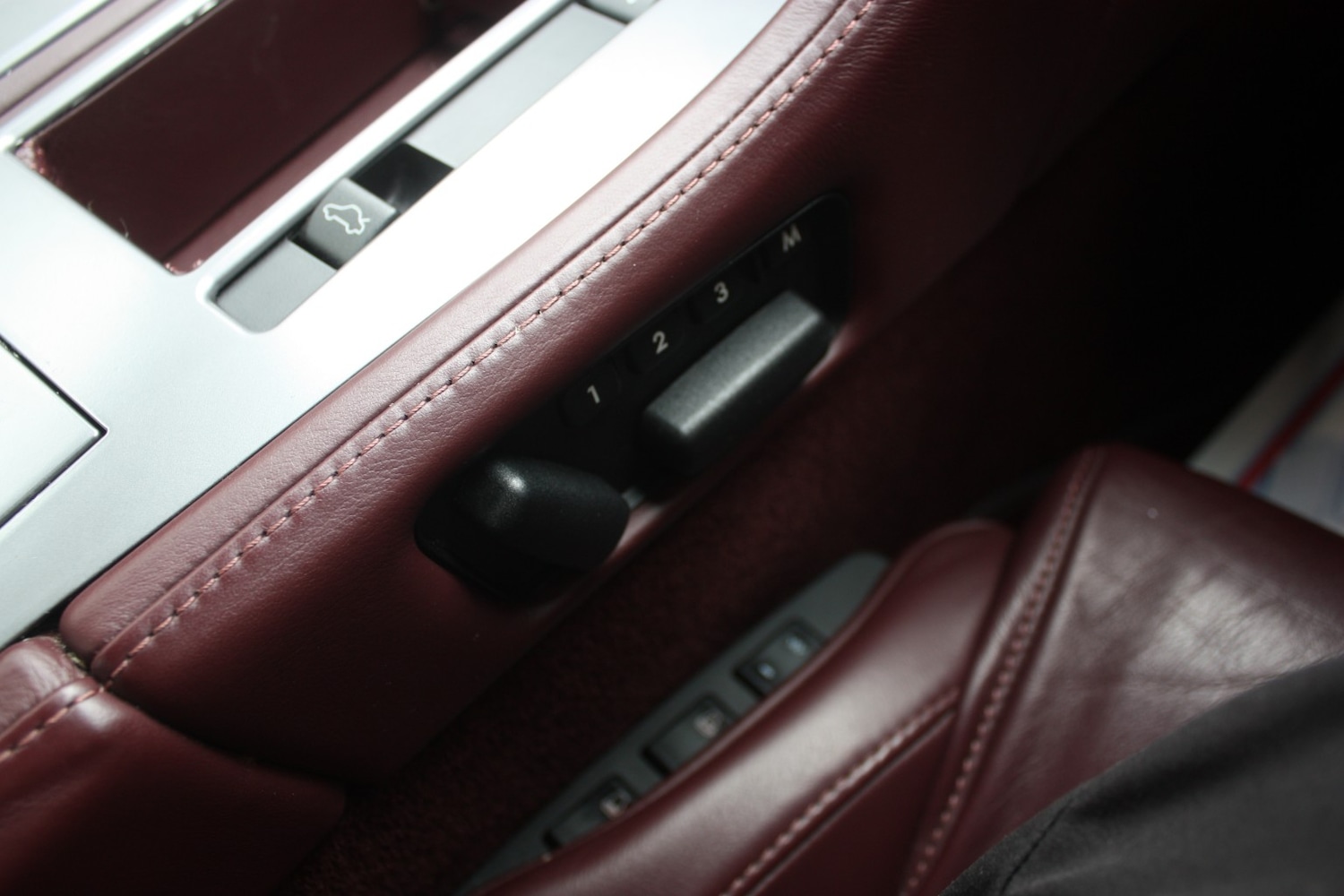 Used Aston Martin DB9 2007 for sale - 77991703: Photo 14