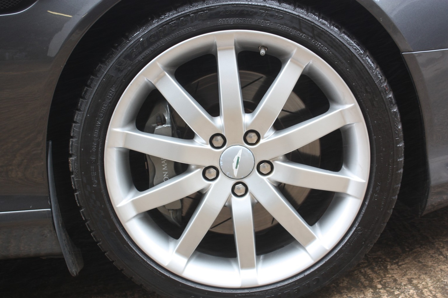 Used Aston Martin DB9 2007 for sale - 77991703: Photo 4