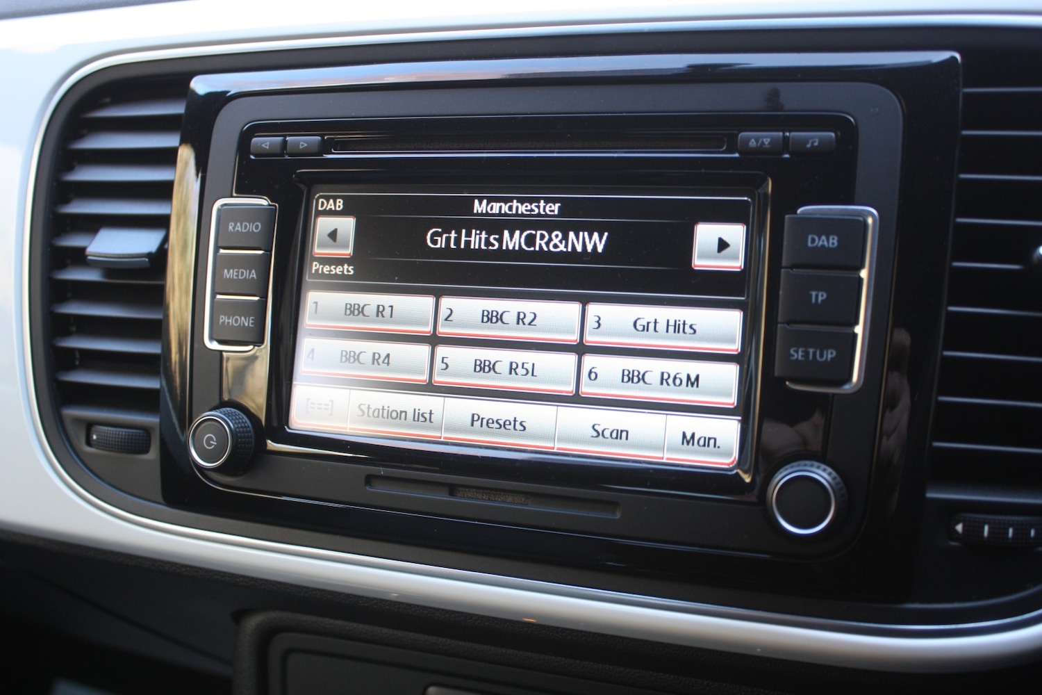 Used Volkswagen Beetle 2014 for sale - 77357376: Photo 14