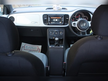 Used Volkswagen Beetle 2014 for sale - 77357376: Photo