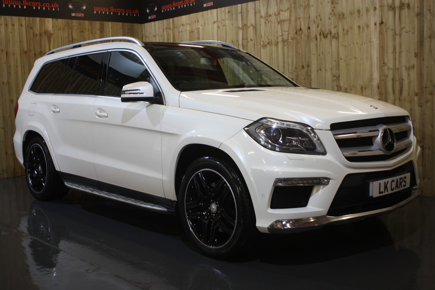 Used Mercedes-Benz GL Class 2015 for sale - 76712770: Photo 1
