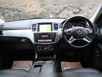 Used Mercedes-Benz GL Class 2015 for sale - 76712770: Photo