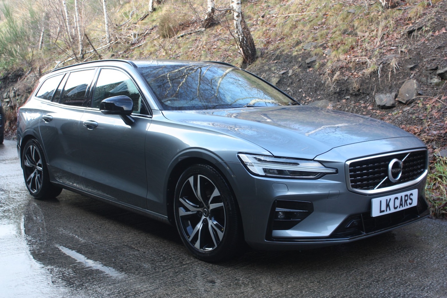 Used Volvo V60 2019 for sale - 76799185: Photo 1