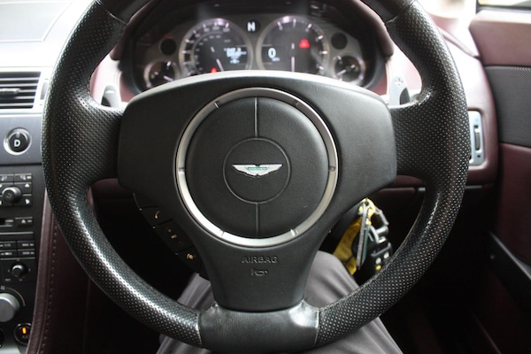 Used Aston Martin Vantage 2007 for sale - 75517860: Photo 16