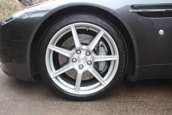 Used Aston Martin Vantage 2007 for sale - 75517860: Photo 24