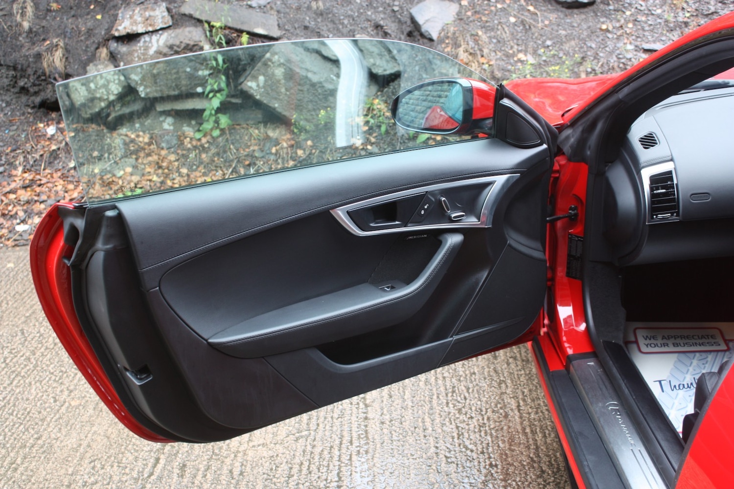 Used Jaguar F-Type 2017 for sale - 76128872: Photo 11