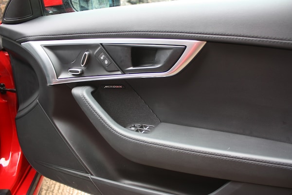 Used Jaguar F-Type 2017 for sale - 76128872: Photo 17