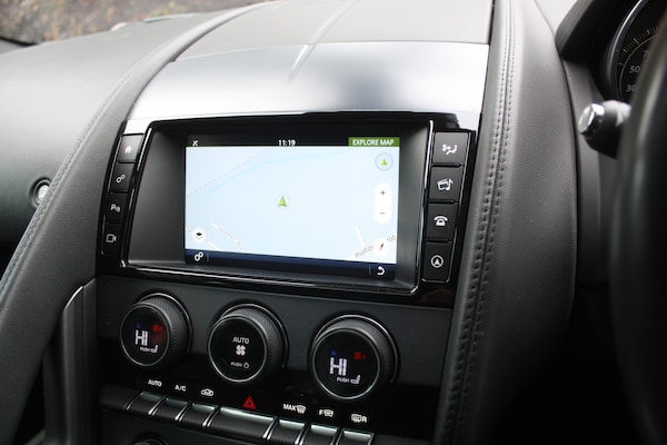 Used Jaguar F-Type 2017 for sale - 76128872: Photo 21