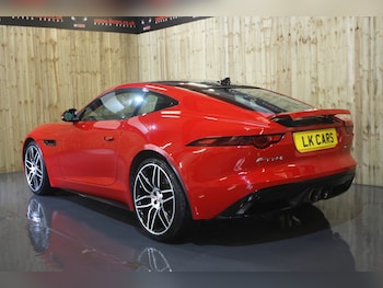 Used Jaguar F-Type 2017 for sale - 76128872: Photo 4