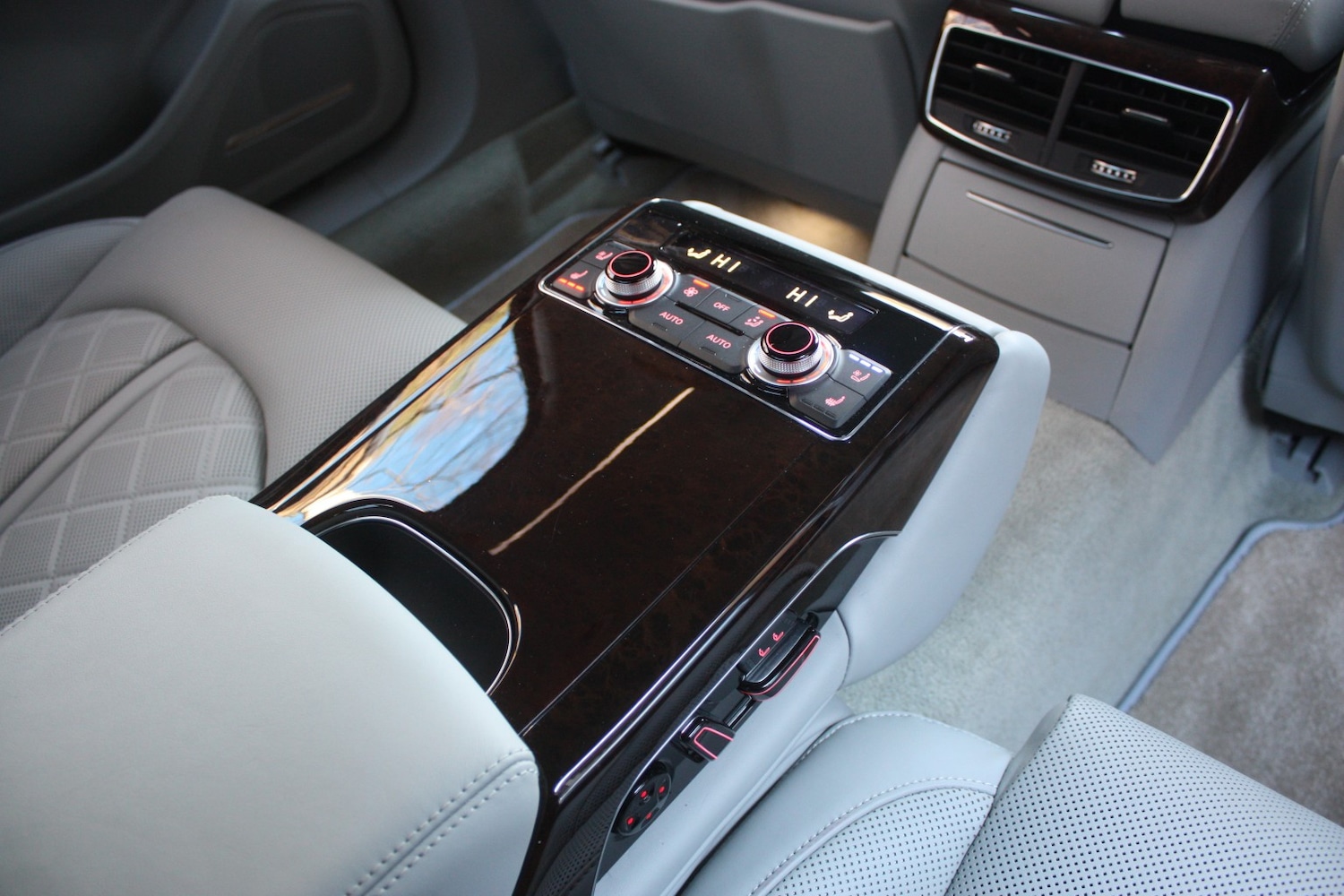 Used Audi A8 2016 for sale - 77584624: Photo 17