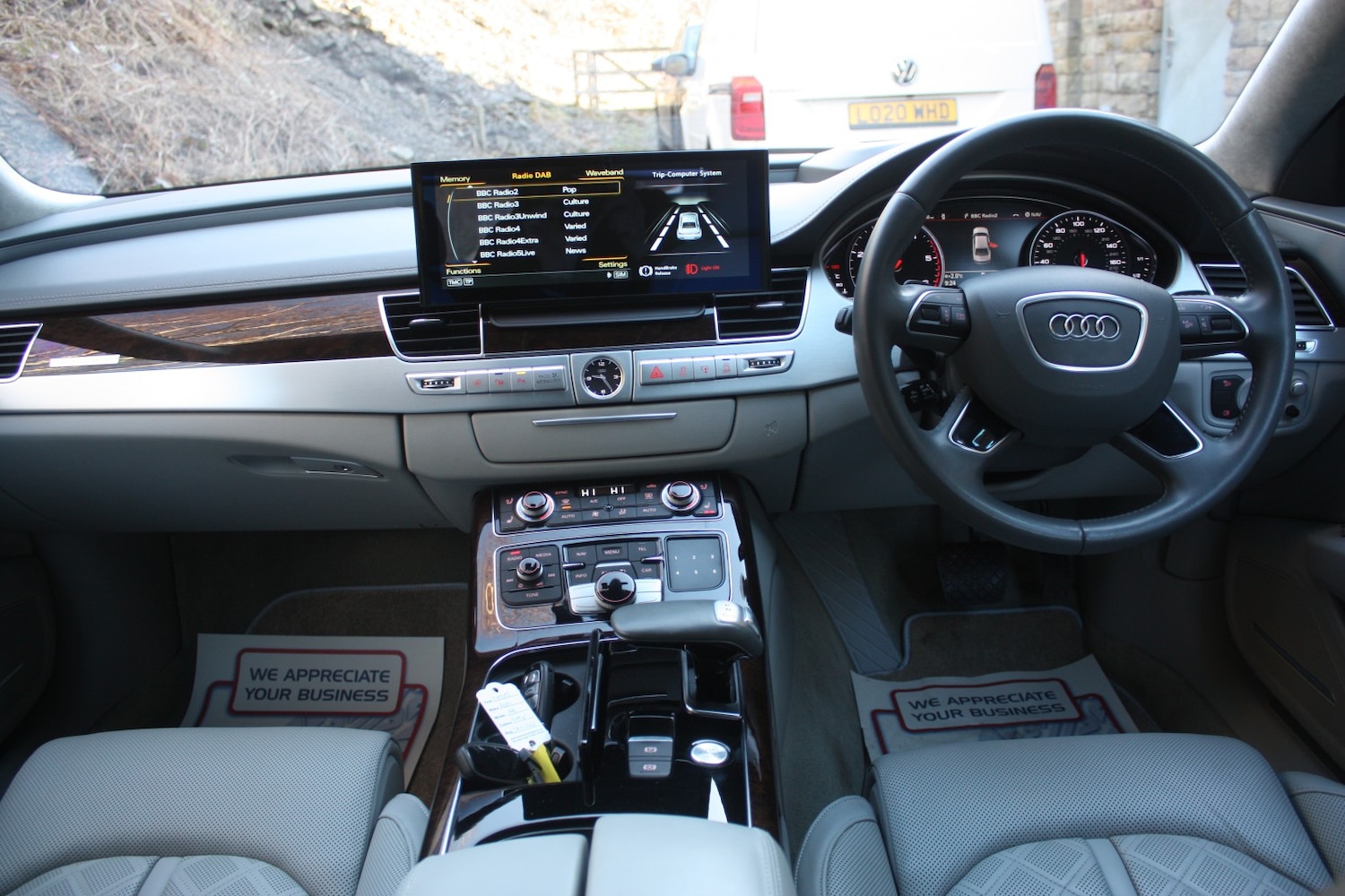 Used Audi A8 2016 for sale - 77584624: Photo 2