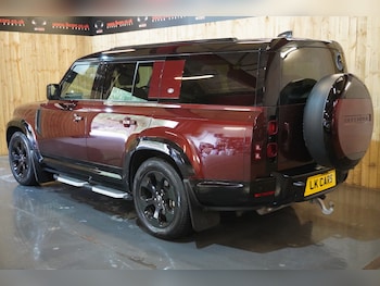 Used Land Rover Defender 130 2023 for sale - 79042077: Photo