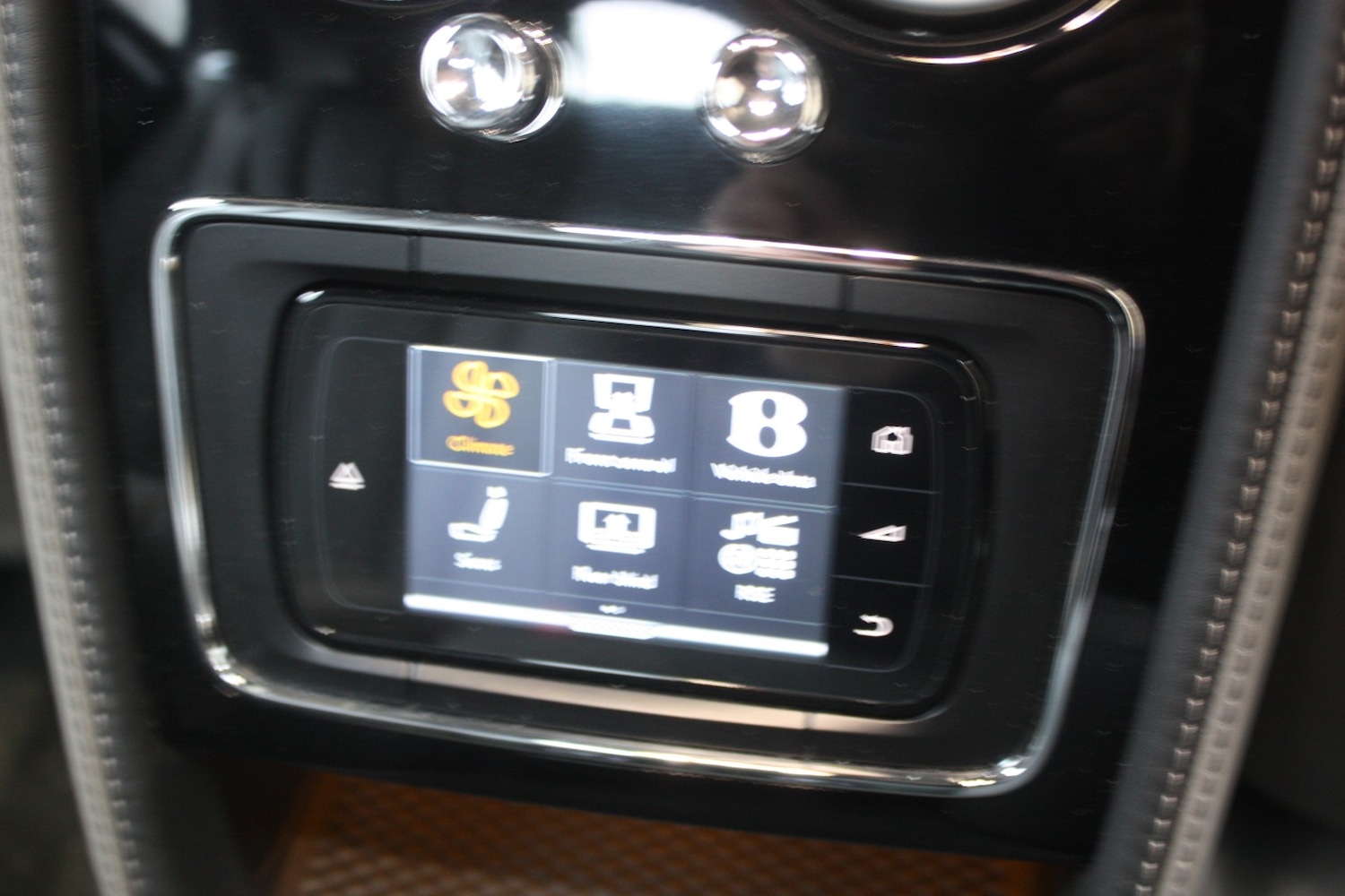 Used Bentley Flying Spur 2014 for sale - 76687172: Photo 18