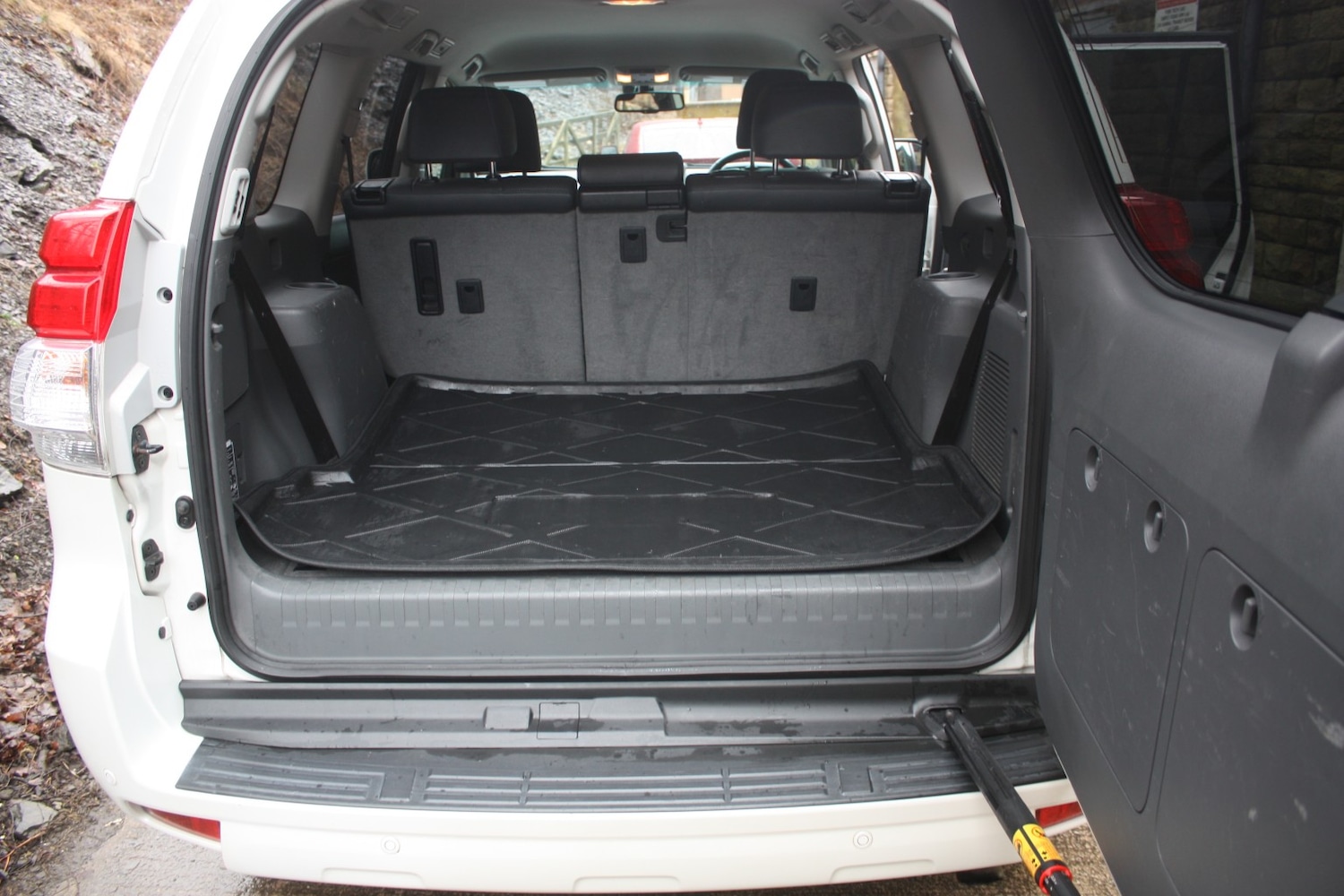 Used Toyota Land Cruiser 2012 for sale - 77681730: Photo 13