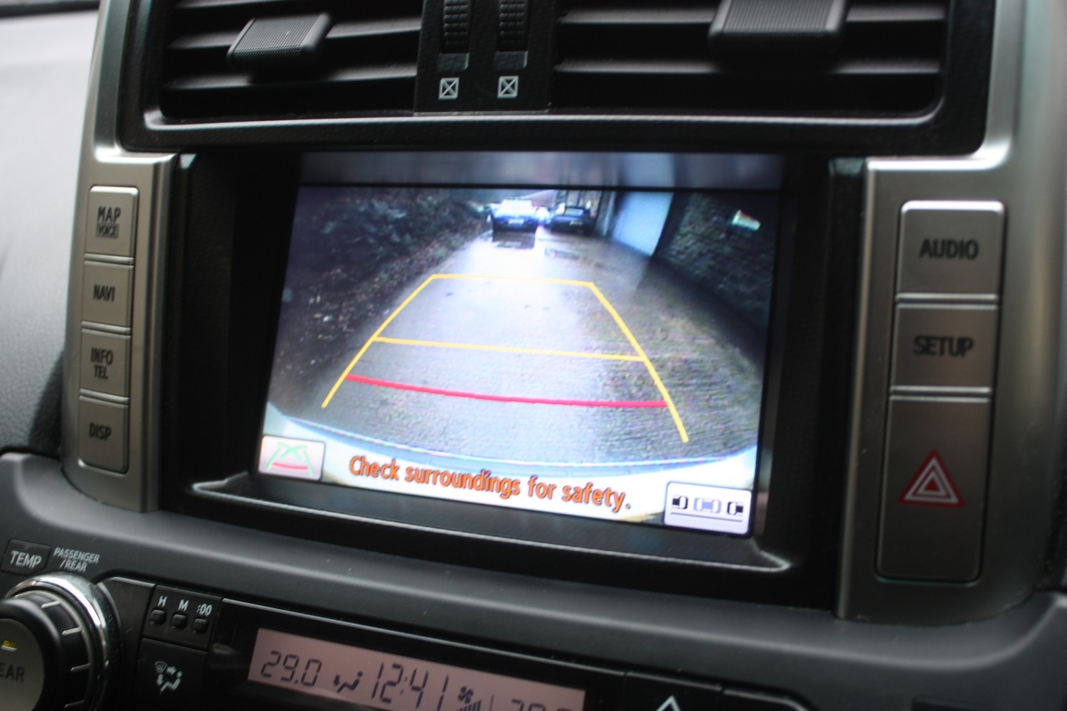 Used Toyota Land Cruiser 2012 for sale - 77681730: Photo 18