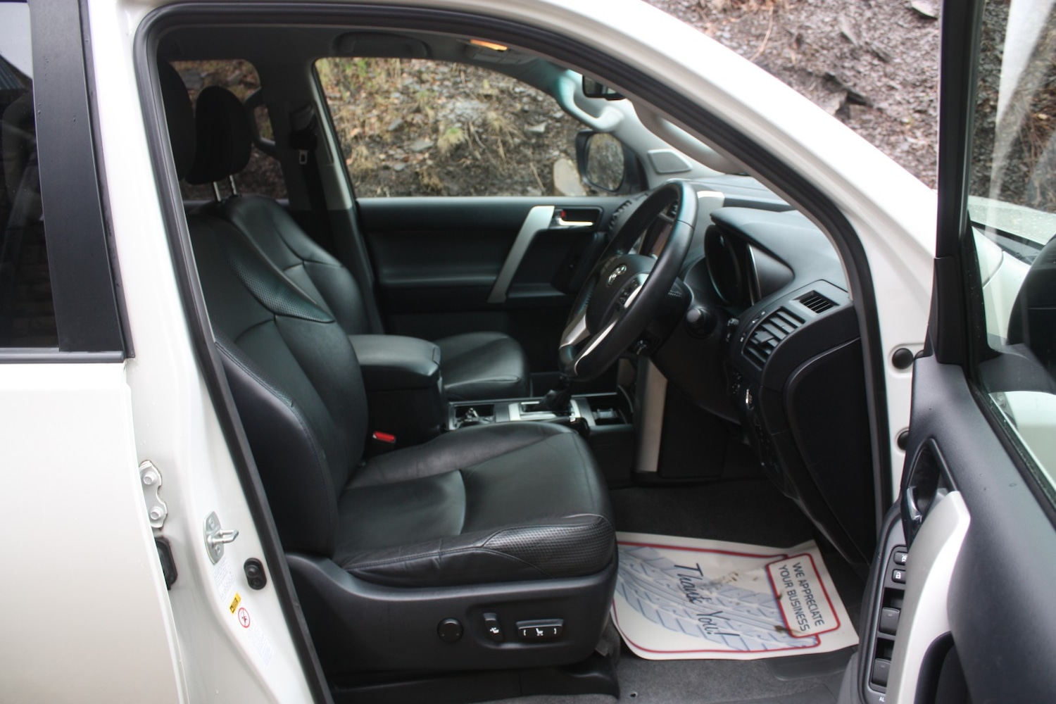 Used Toyota Land Cruiser 2012 for sale - 77681730: Photo 9