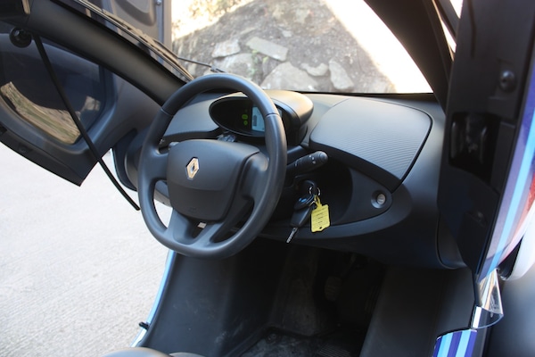 Used Renault Twizy 2017 for sale - 75632863: Photo 14