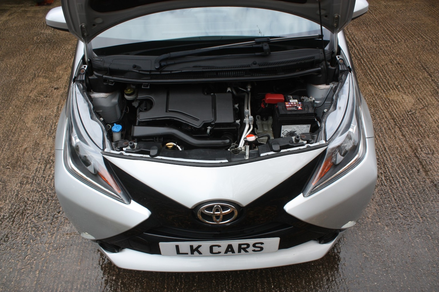 Used Toyota AYGO 2018 for sale - 76483028: Photo 22