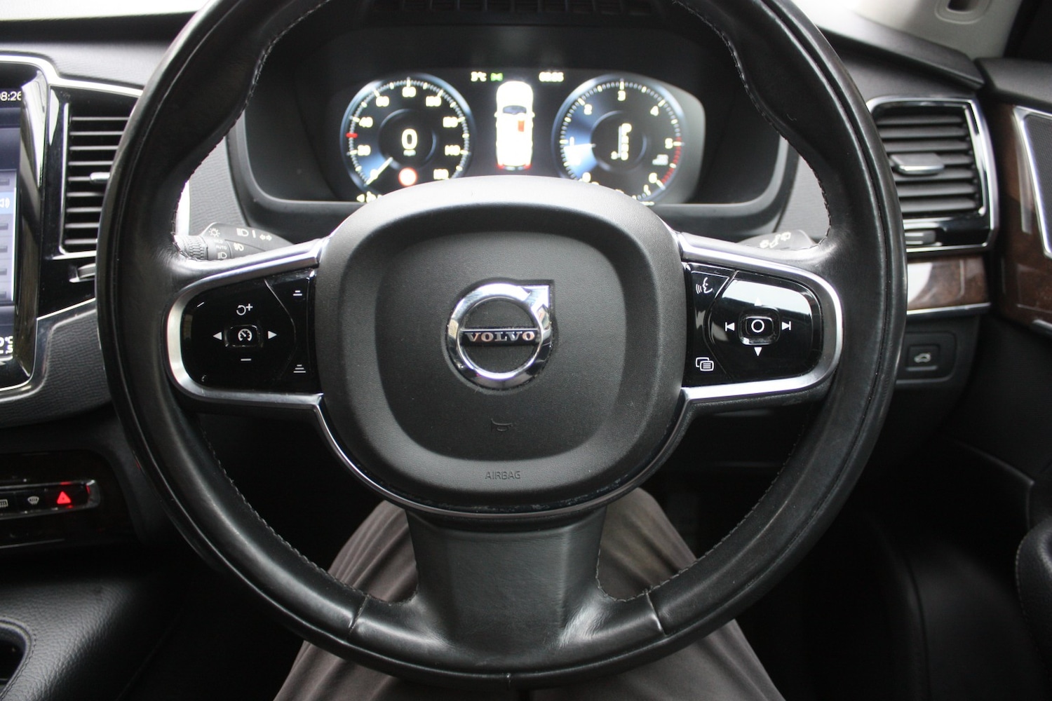 Used Volvo XC90 2016 for sale - 78018435: Photo 13