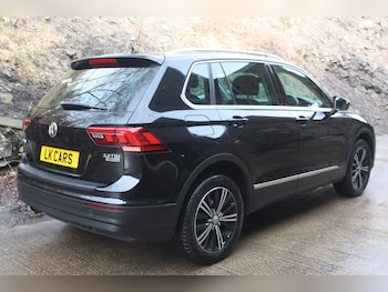 Used Volkswagen Tiguan 2017 for sale - 77584425: Photo
