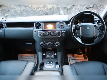 Used Land Rover Discovery 4 2016 for sale - 76799148: Photo