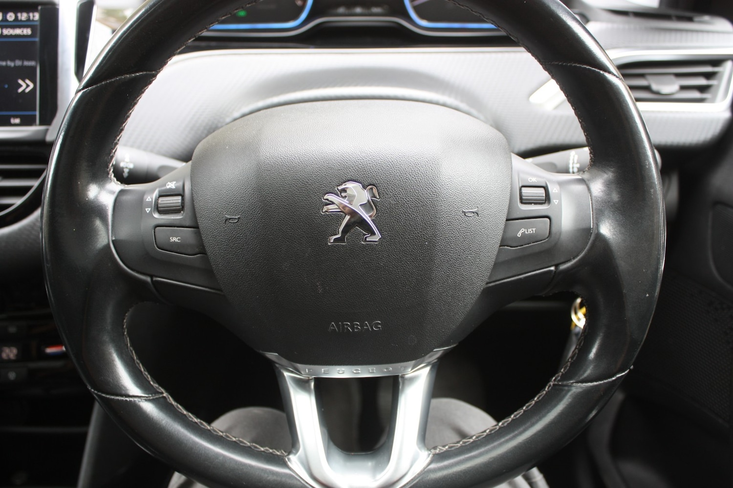 Used Peugeot 2008 2019 for sale - 75836241: Photo 21