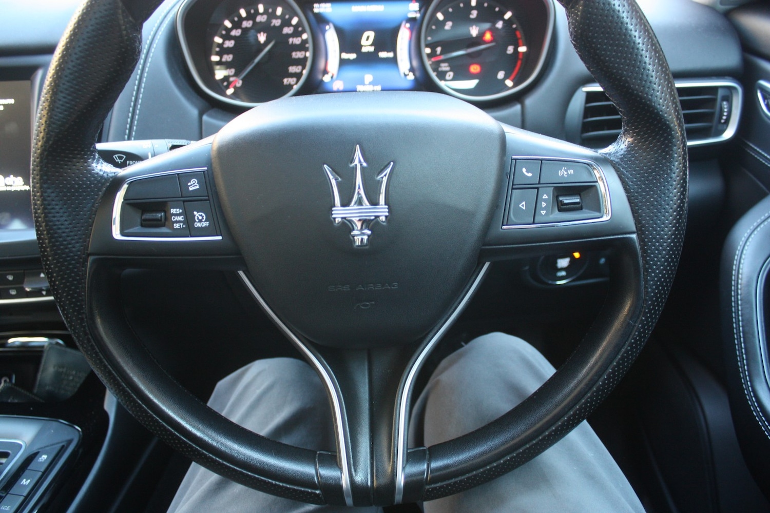 Used Maserati Levante 2017 for sale - 77225147: Photo 13