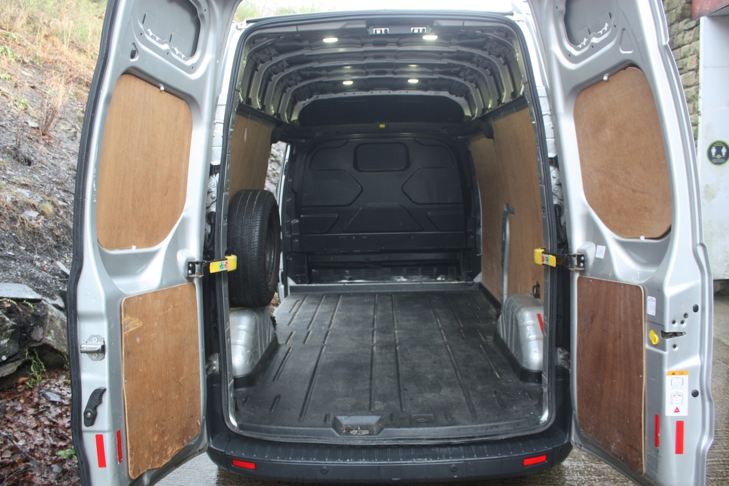 Used Ford Transit Custom 2017 for sale - 76957891: Photo 7