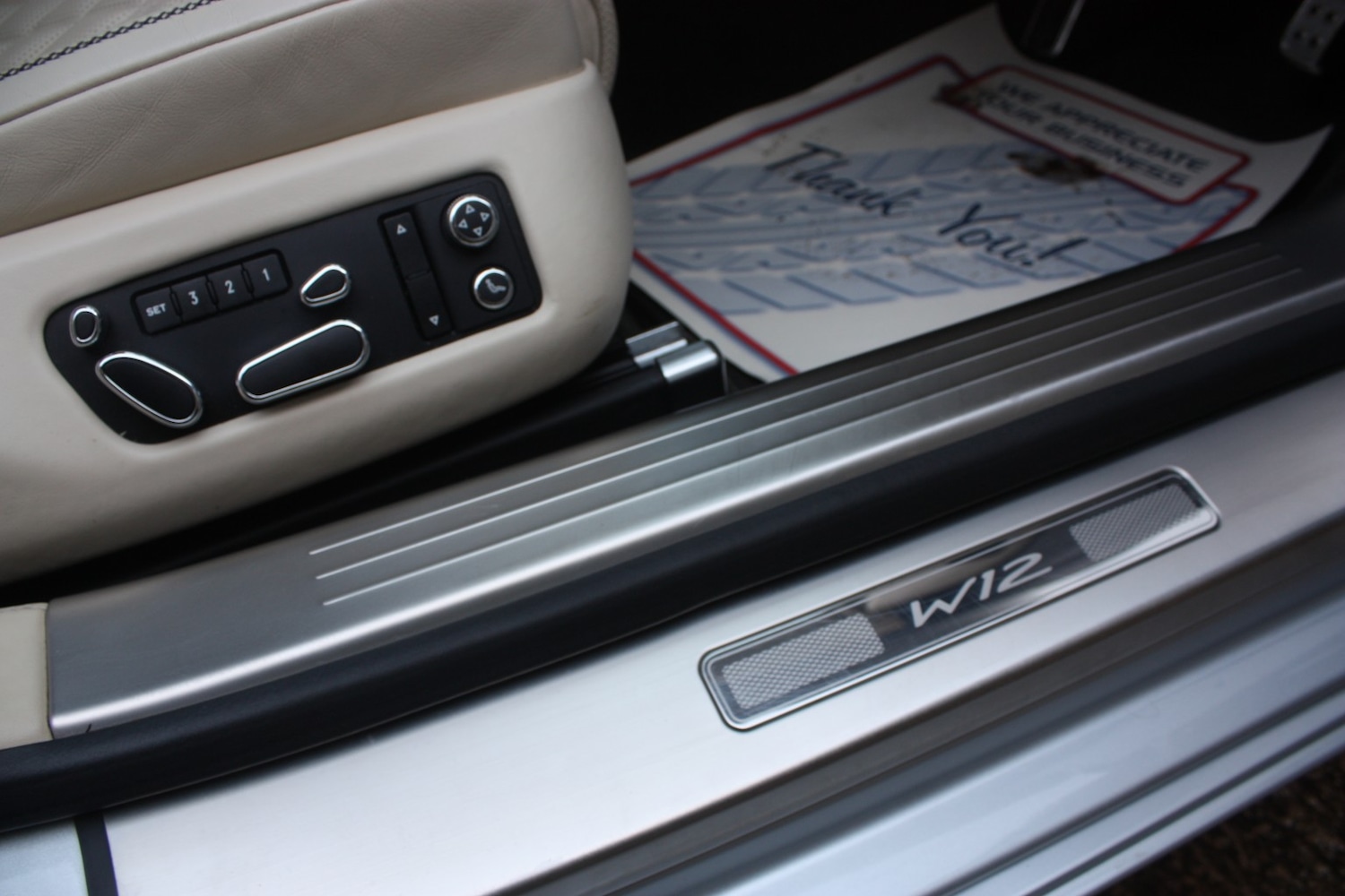 Used Bentley Flying Spur 2016 for sale - 77584446: Photo 17