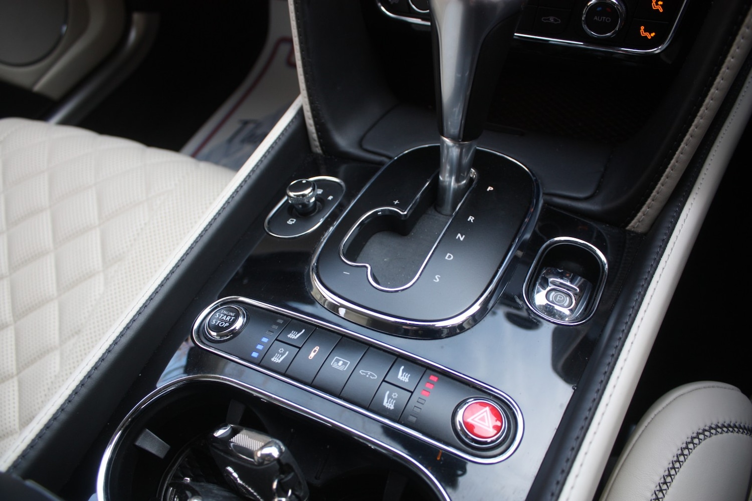 Used Bentley Flying Spur 2016 for sale - 77584446: Photo 22