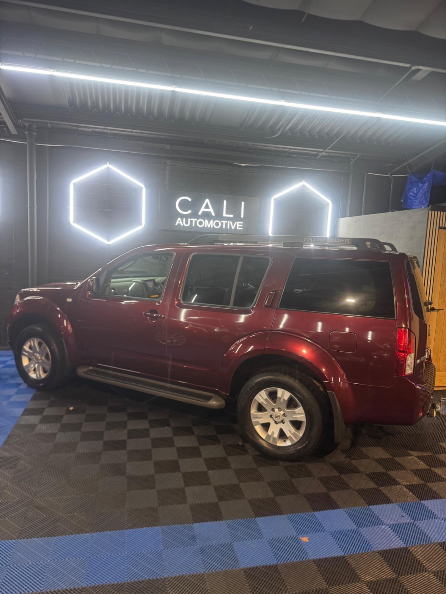 Used Nissan Pathfinder for sale - 77753843: Photo 4