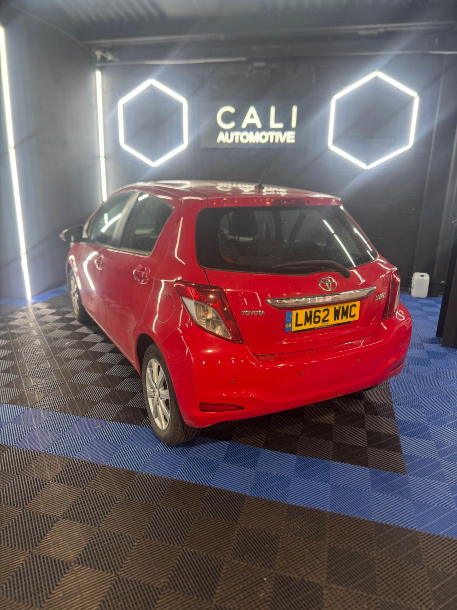 Used Toyota Yaris 2012 for sale - 77097734: Photo 12