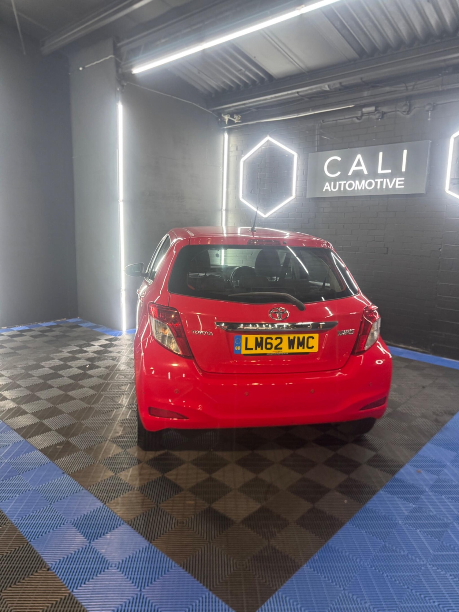 Used Toyota Yaris 2012 for sale - 77097734: Photo 16