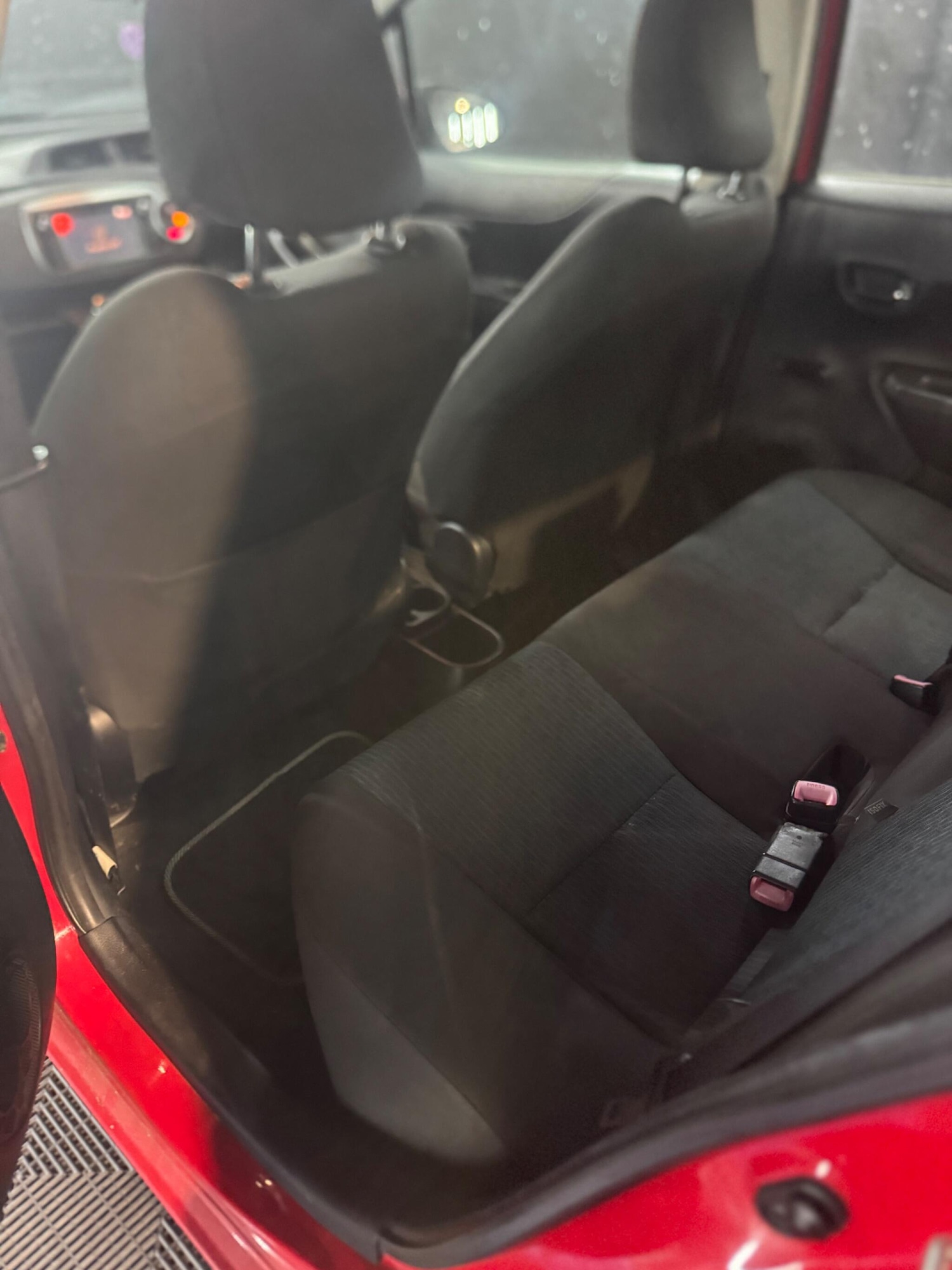 Used Toyota Yaris 2012 for sale - 77097734: Photo 27