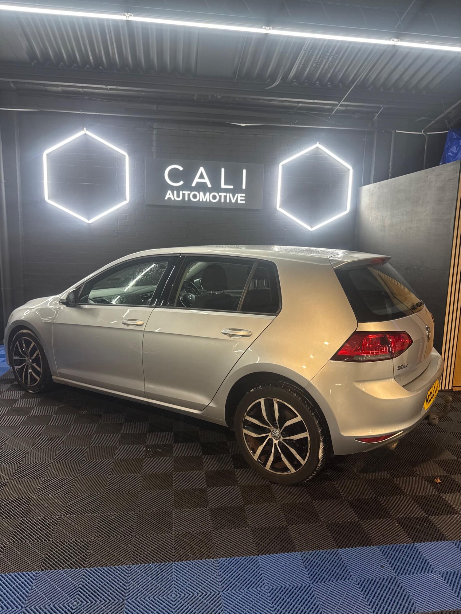 Used Volkswagen Golf 2013 for sale - 77549923: Photo 12