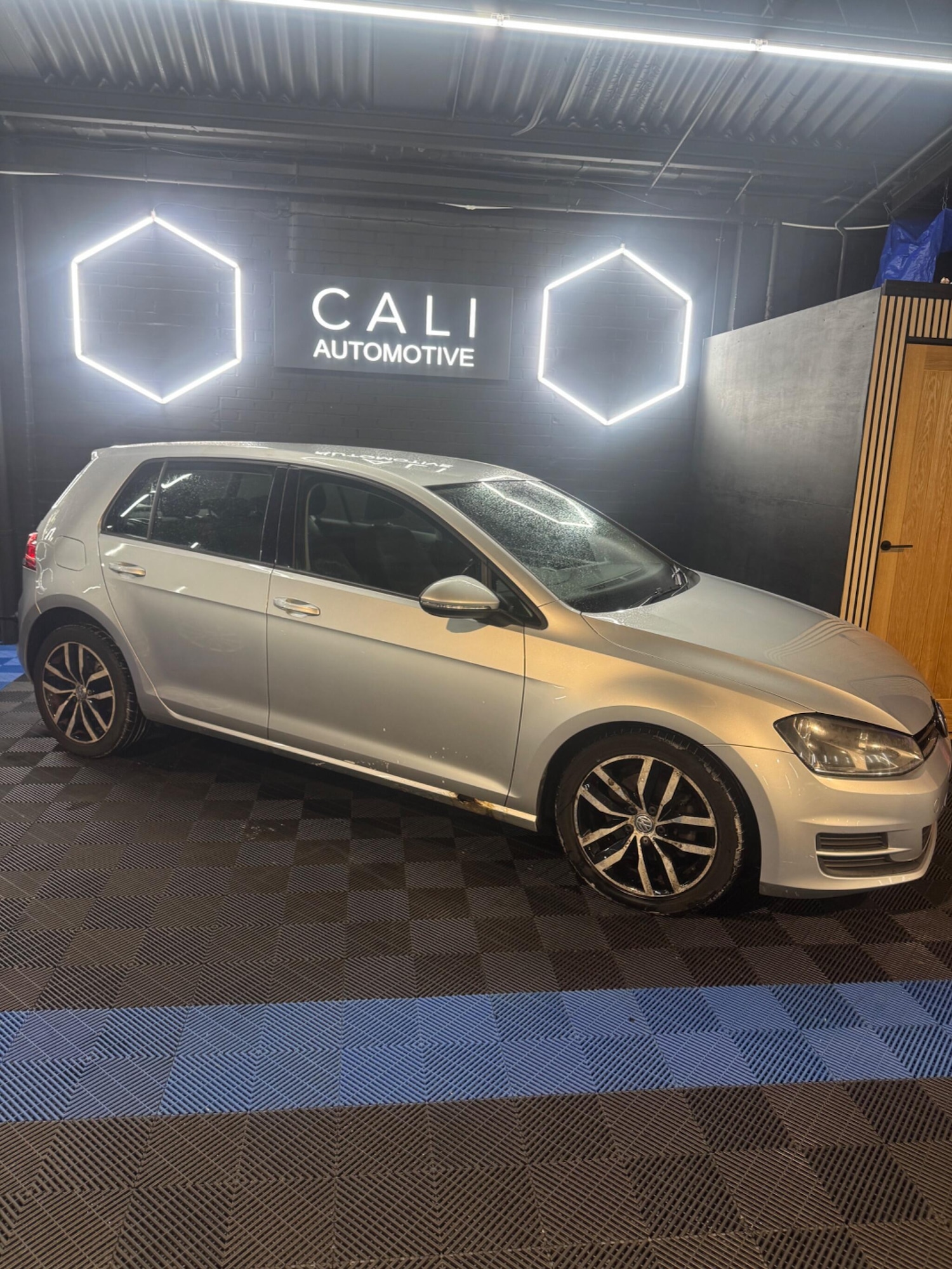 Used Volkswagen Golf 2013 for sale - 77549923: Photo 16